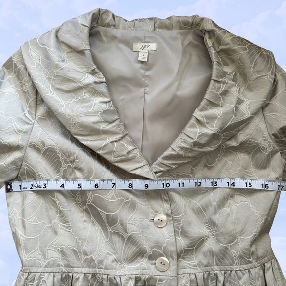 J JILL Peplum Jacket Jacquard Embroidered 3/4 Sleeve Silver Grey Coat 4 Holiday - Picture 5 of 7